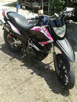 Vendo Moto Tx O Cambio Mas Efectivo