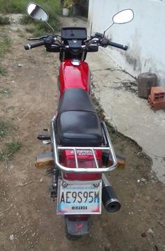 Vendo Moto