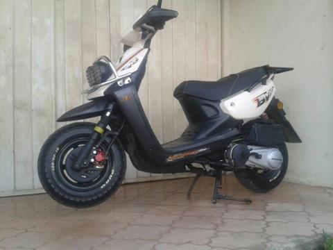 Moto Bera Bws