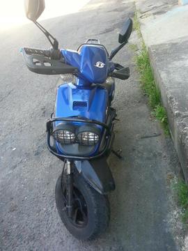 Se Vende Moto Bws 2013