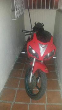 Vendo Moto en Perfecto Estado