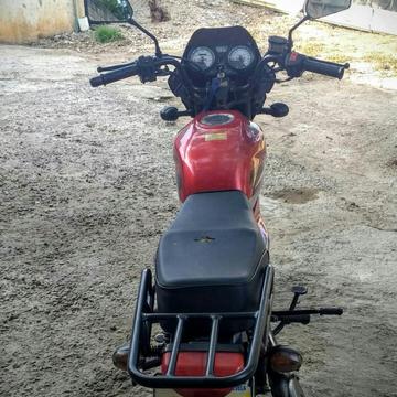 Se Vende Moto Um Max 150