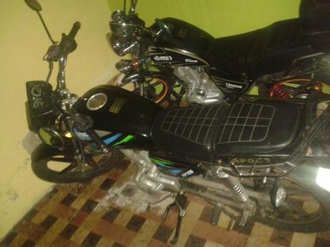 Vendo Moto Apolo 2011