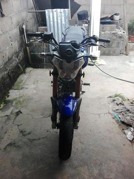 Vendo Moto Rkv2011