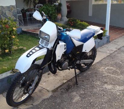 Vendo Moto Suzuki Enduro250Rh