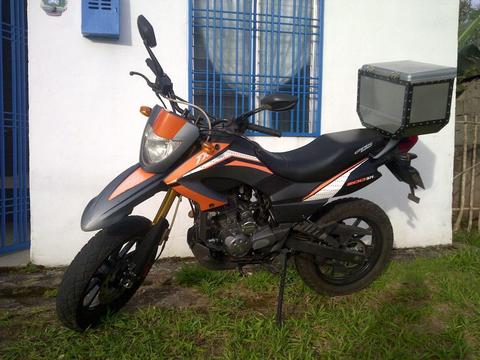 vendo tx 2013 levantada