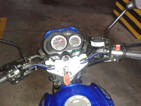 Moto Loncin Comanche 150