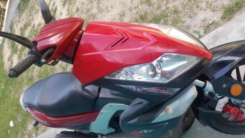Moto bera cobra. Interesados comunicarse al 0424-3778593