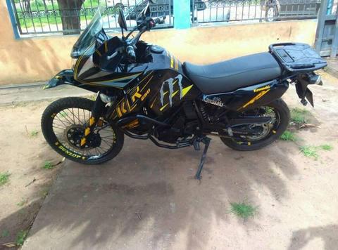 moto KLR 650 año 2013