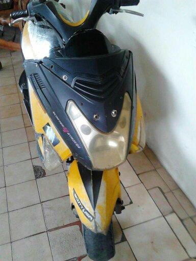 SE VENDE MOTO SCUTER 150