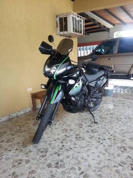 KLR 650cc como nuevo