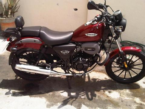 se vende moto