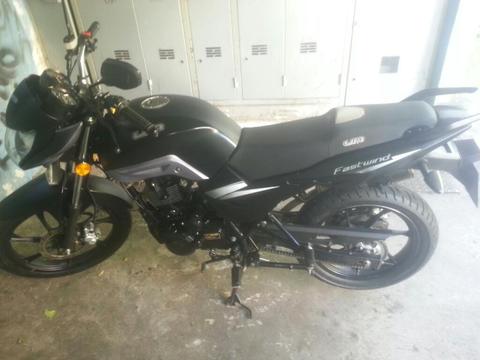 Se Vende Um 200 Fastwind