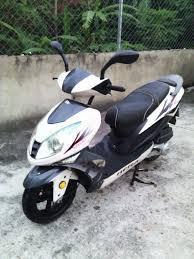 Moto Bera new mustang 2013