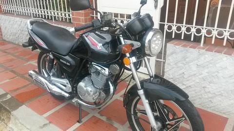 Vendo Moto Suzuki 125 Año 2011