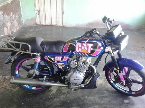 vendo moto md 2013 azul papees en regla