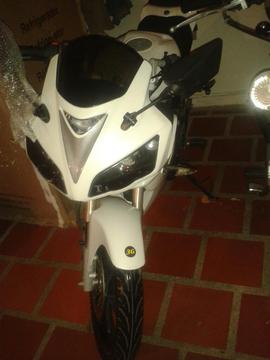 a La Venta Moto R1