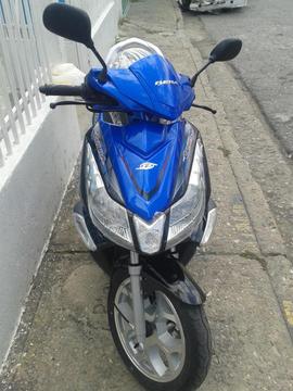 vendo mi moto por no usar