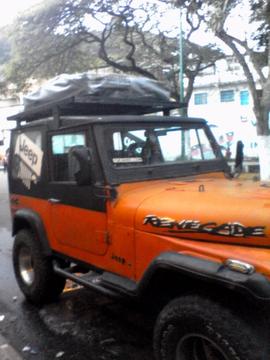 se vende o se cambia x carro pequeño