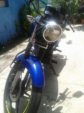 vendo moto bera 2012