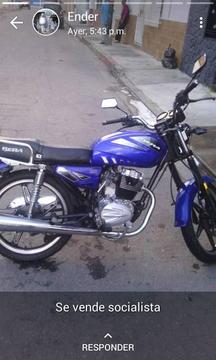 moto bera socialista