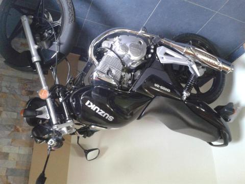 En venta moto suzuki