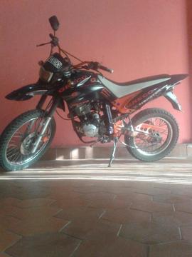 Vendo Moto