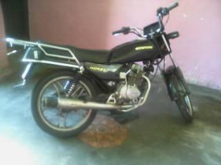 SE VENDE MOTO EMPIRE HORSEN 2009 SOLO TITULO, SOLO SE CONTESTA LLAMADAS TELOFINAS 04167906901