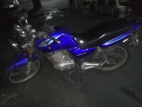 Moto Suzuki en 2013