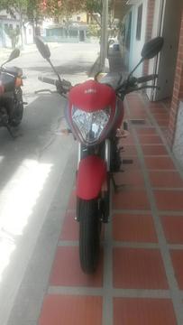 Vendo Moto Um Fastwing 200 Año 2014