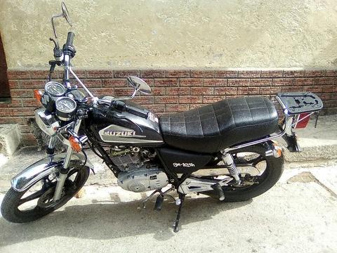 Moto Gn Suzuki Barata 2009