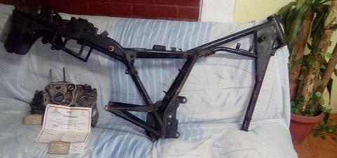 VENDO O CAMBIO POR MOTO CUADRo Y CARTER SPEEH 2009 NEGRO 04167240184