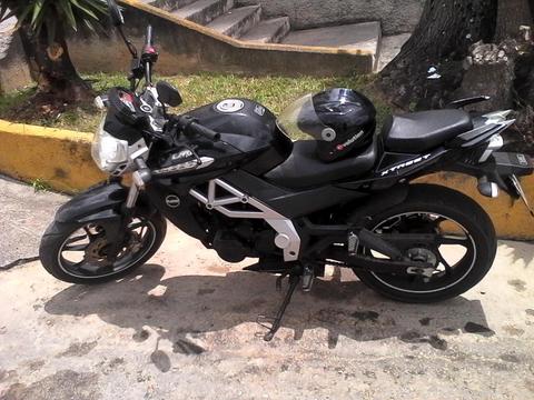 vendo o cambio por moto hidromatica mas efectivo a mi favor