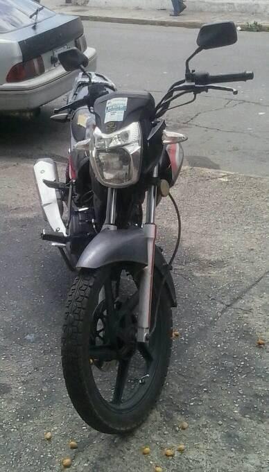 SE VENDE MOTO SKYGO SG150 AÑO 2013