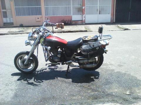 Se vende moto. tlf. 0414 5619316