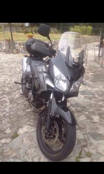 Suzuki Vstrom 650Cc 2012