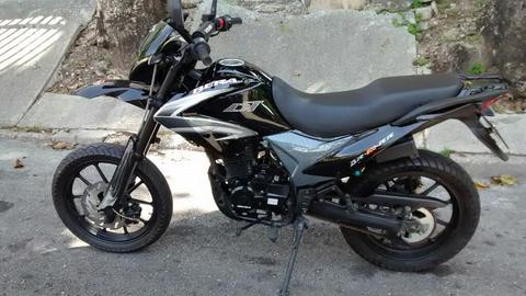 Vendo Moto Bera Dt 200rr