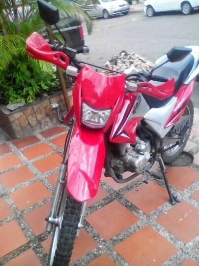 vendo moto md trepador 2013 como nueva