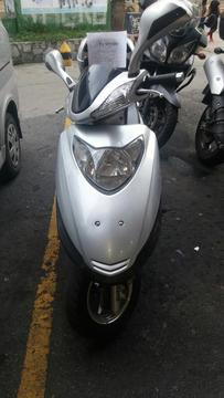 Moto Suzuki Skyhawk