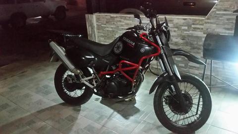 Moto Yamaha Xt 600cc con Titulo Y Placa