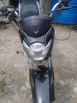 Se vende moto arsen II