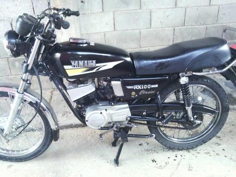 Moto Yamaha 100 Año 2005