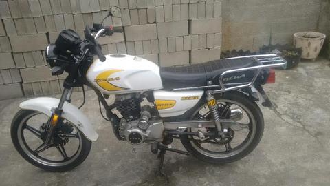 Vendo Moto Bera 200