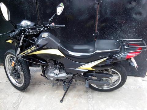 VENDO O CAMBIO TX200! AÑO 2012