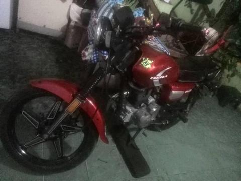 VENDO BERA 200 ,,,..AÑO 2012