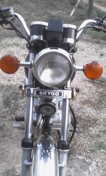 SE VENDE MOTO SKYGO EN EXCELENTE CONDICIONES