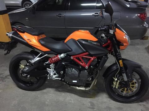 Moto RK6 impecable AÑO 2014 2000km