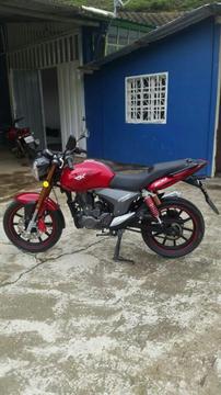 Vendo Moto Rkv