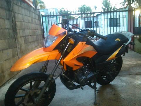 Se Vende O Se Cambiamoto Tx 2011