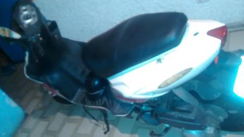 VENDO MOTO BERA RUNNER 2013